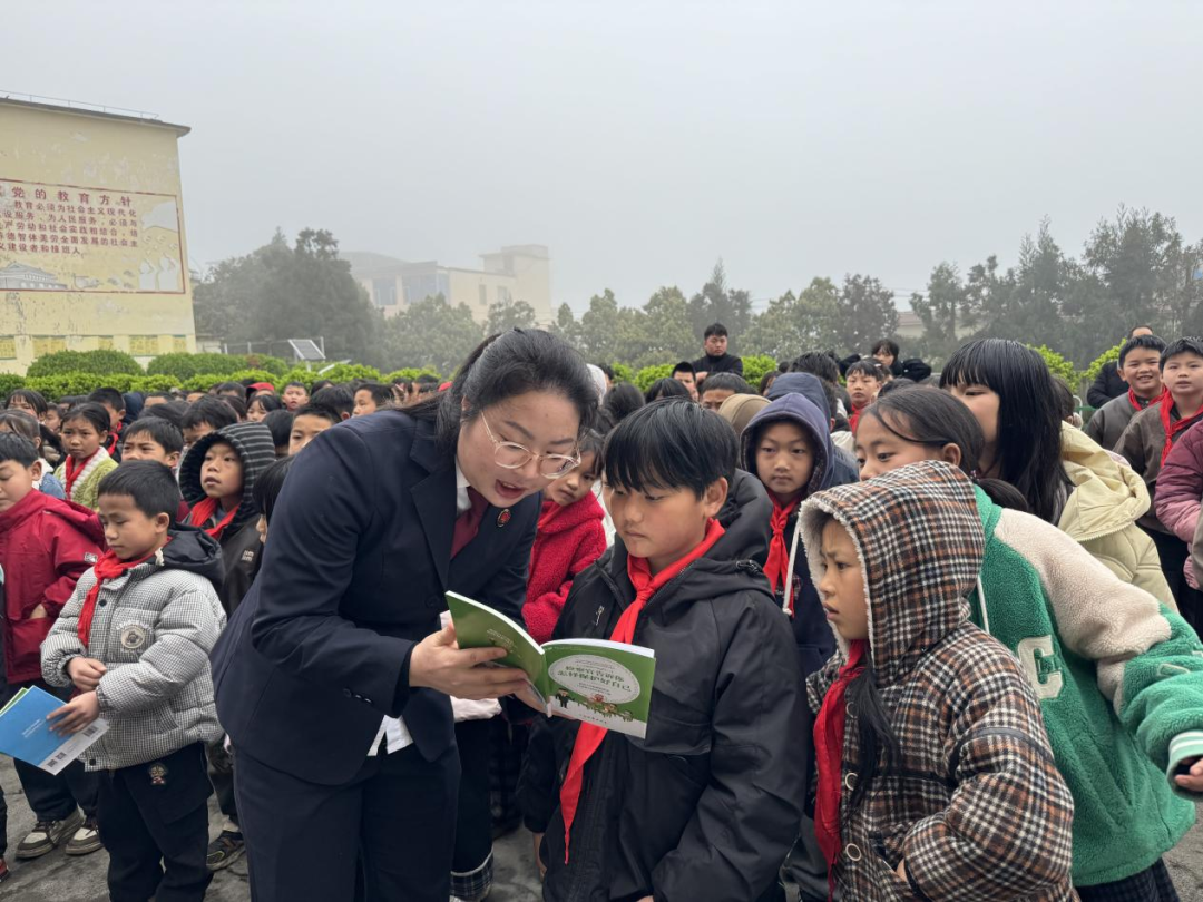 ���δ���ůͯ�ģ��커δ�����³�